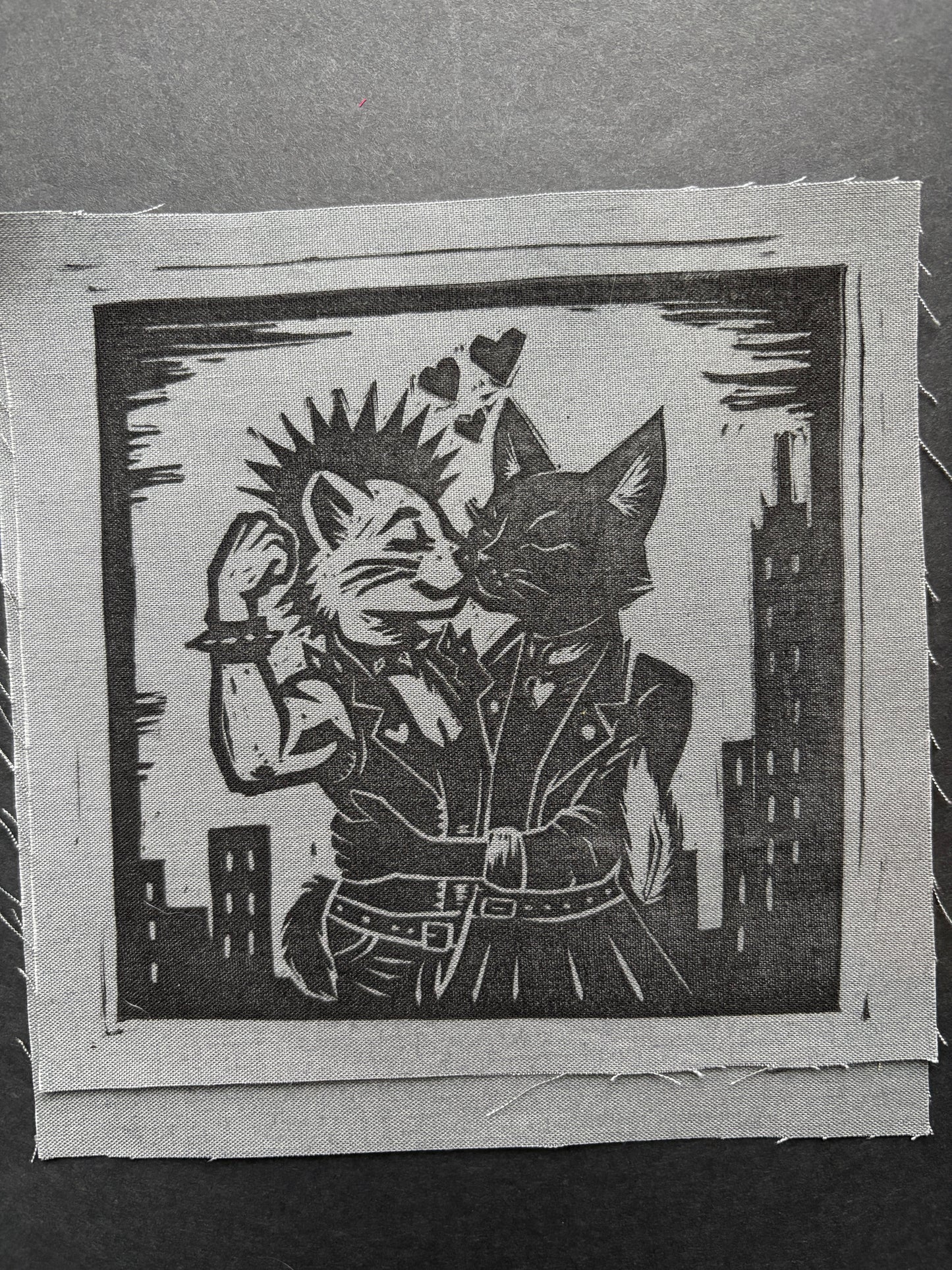 Cats Kissing Patch - Gray (exclusive)