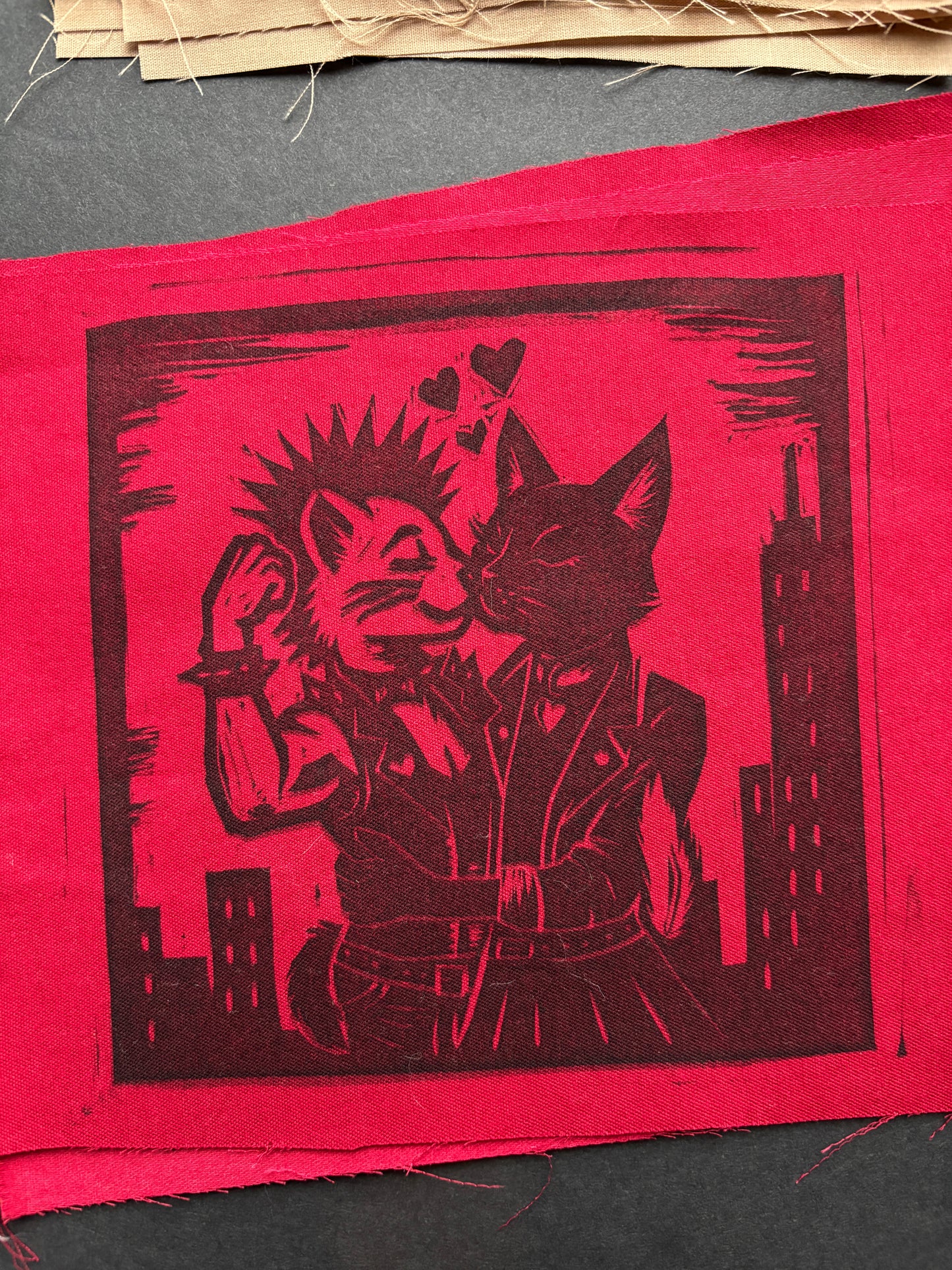Cats Kissing Patch - Red (exclusive)