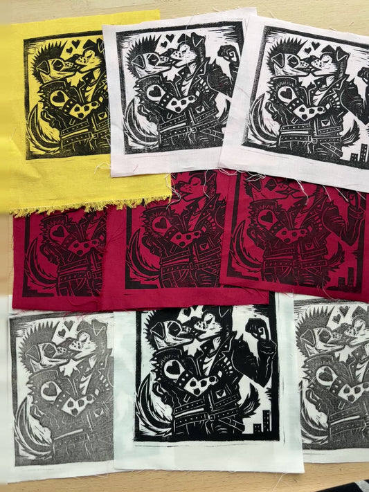 MISPRINT: Dogs Kissing Patch