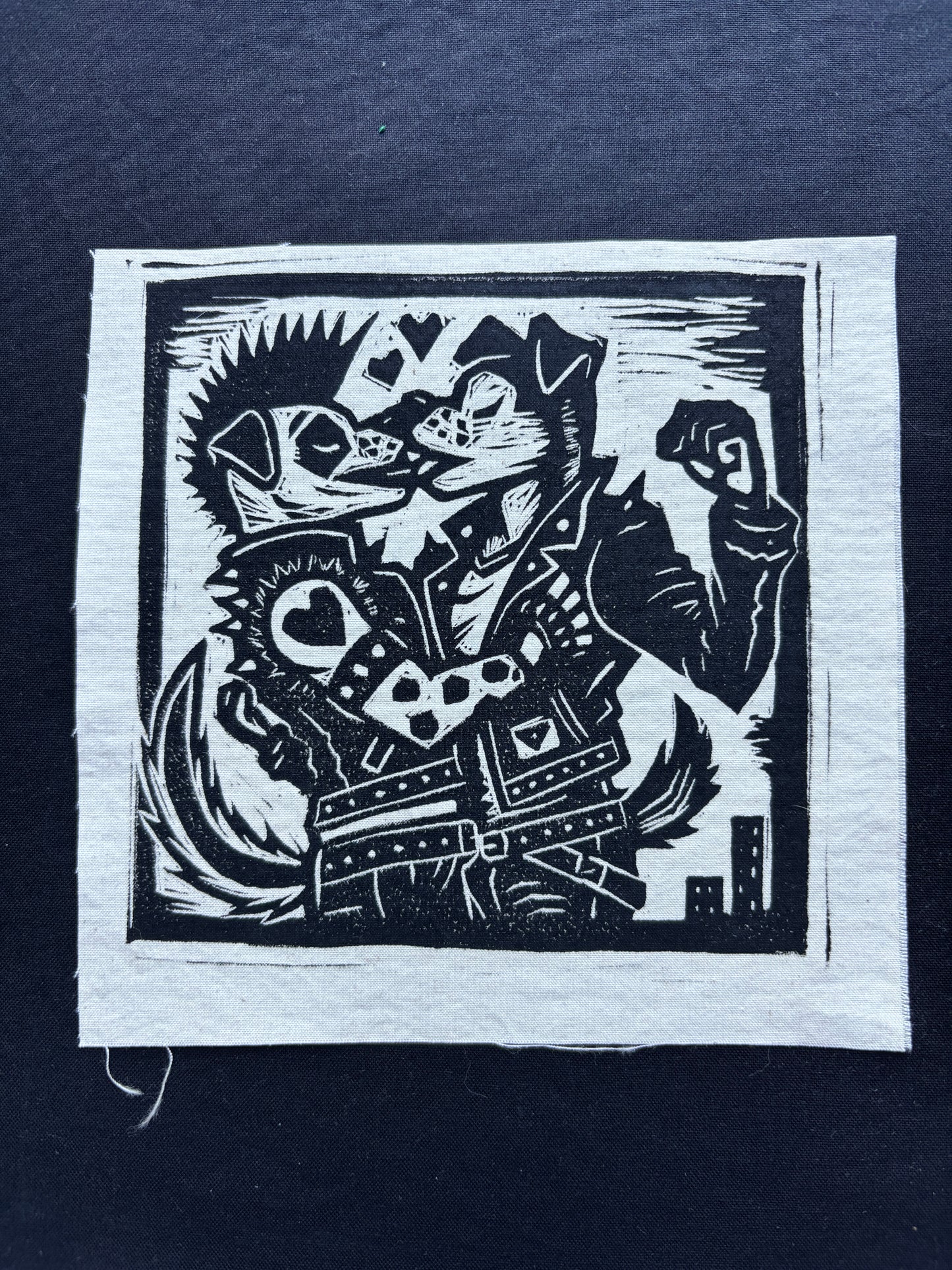 Dogs Kissing Patch